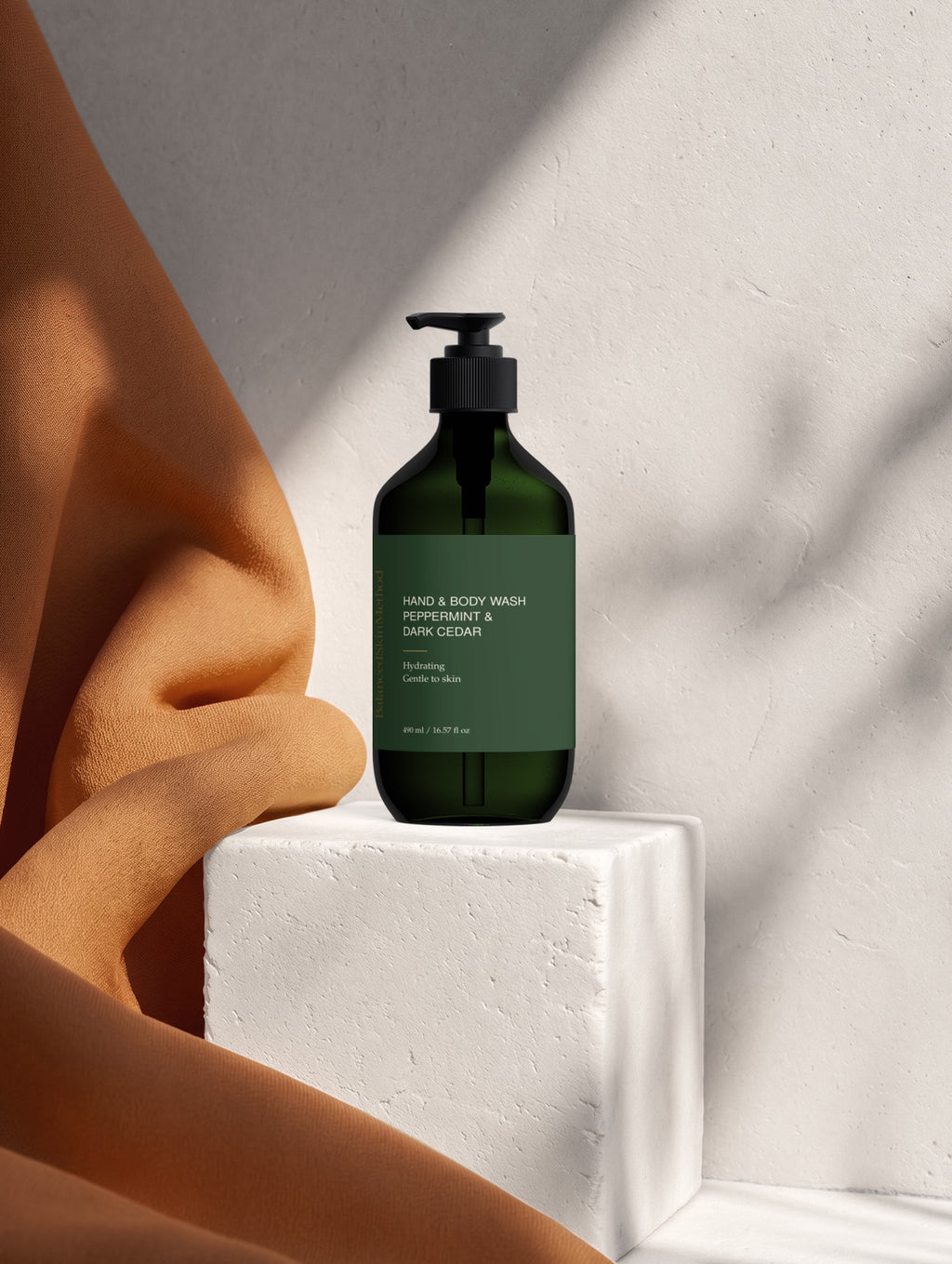 BSM Hand & Body Wash, Peppermint & Dark Cedar 490 ml